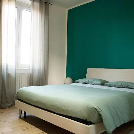 Domus Vicina Al Centro Storico Apartment Pavia Exterior photo