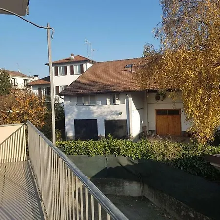 Domus Vicina Al Centro Storico Apartment Pavia Exterior photo